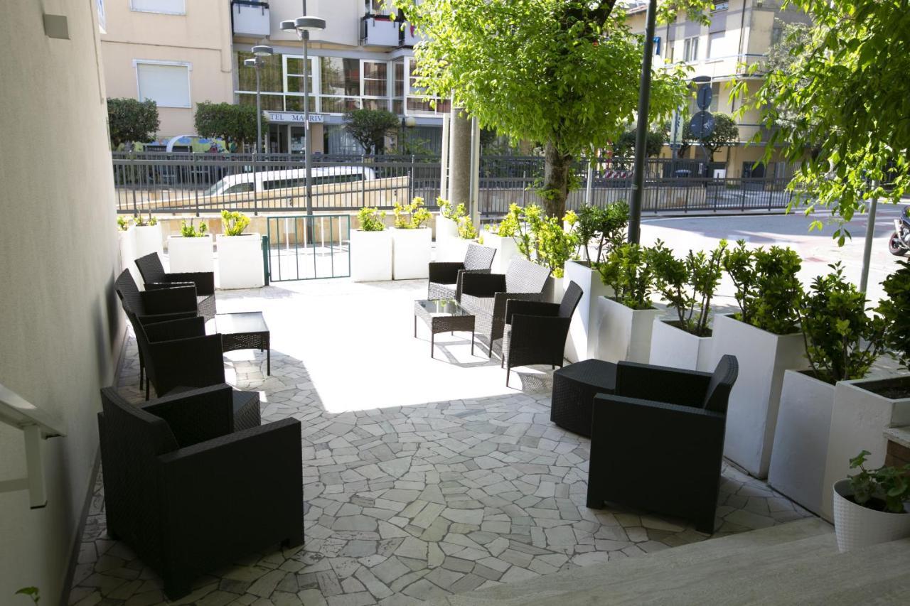 Hotel Mara Rimini Exterior foto